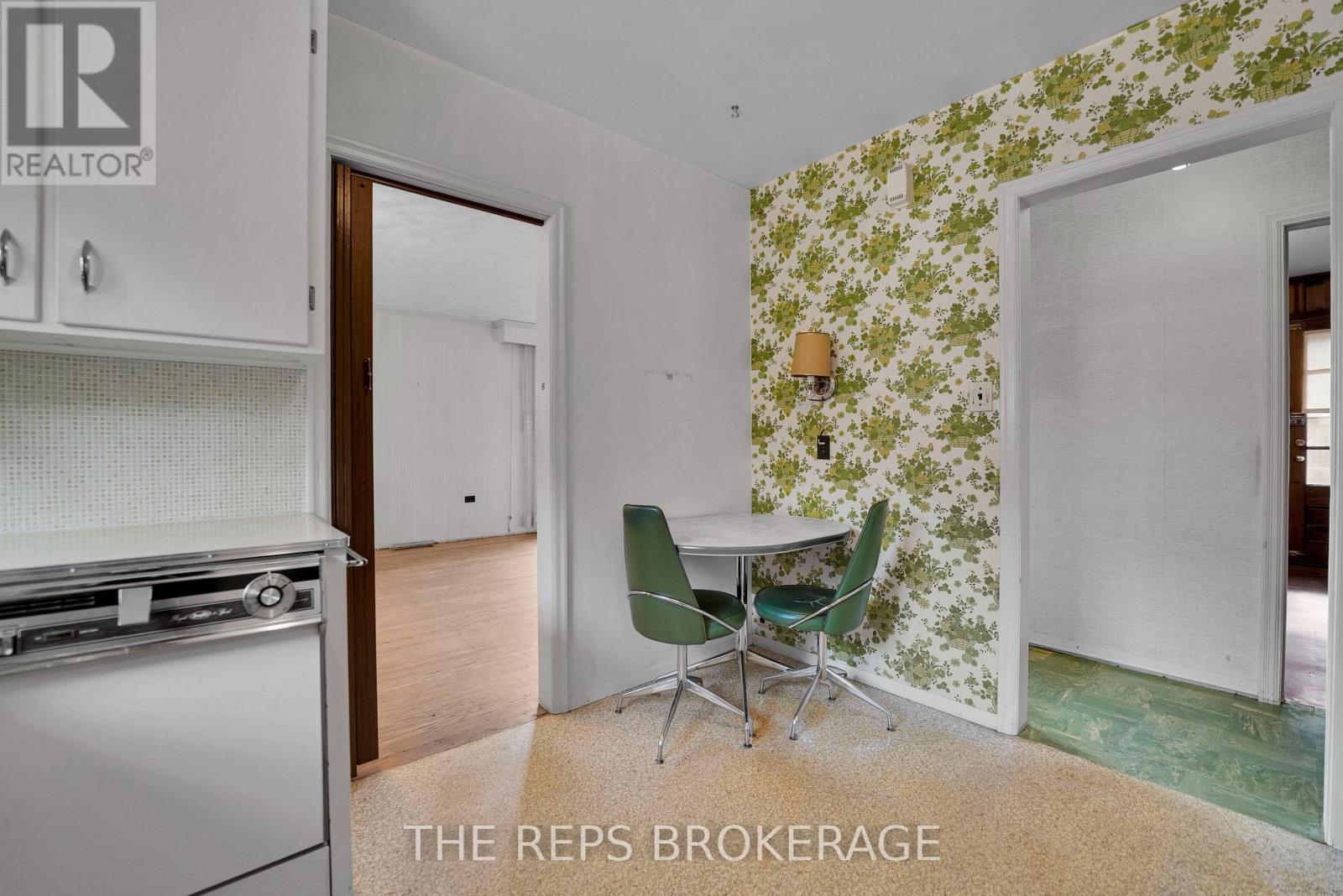 301 Knox Crescent, Ottawa, Ontario  K1G 0K9 - Photo 14 - X13492730