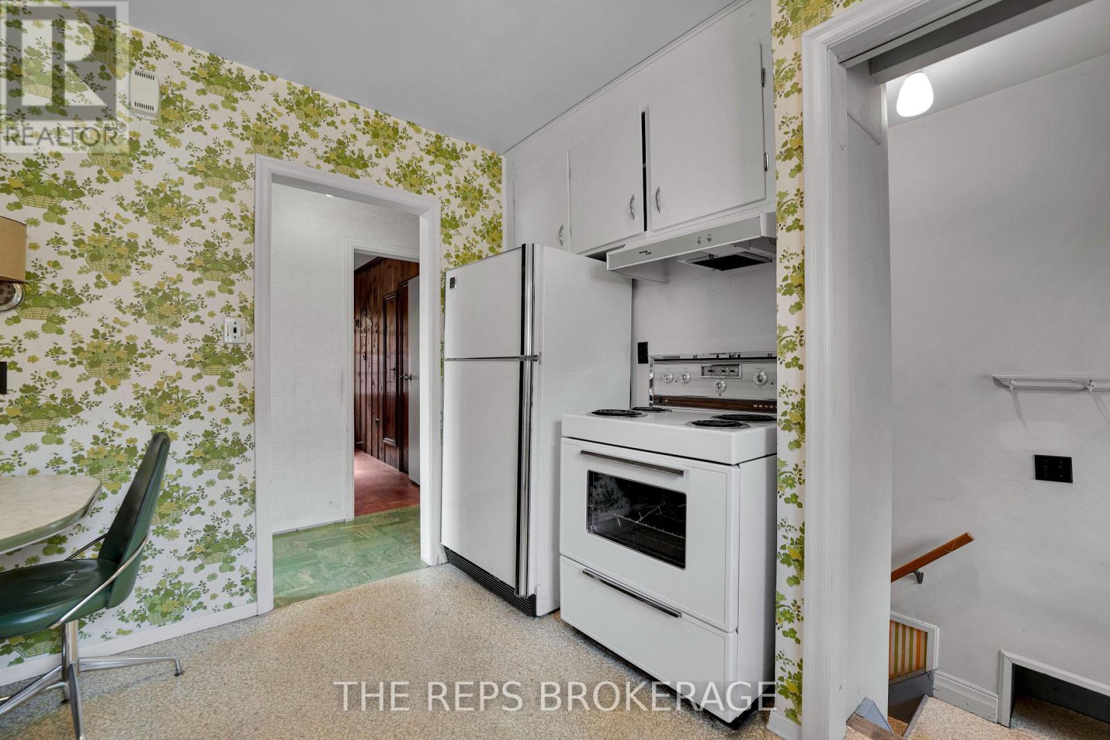 301 Knox Crescent, Ottawa, Ontario  K1G 0K9 - Photo 16 - X13492730