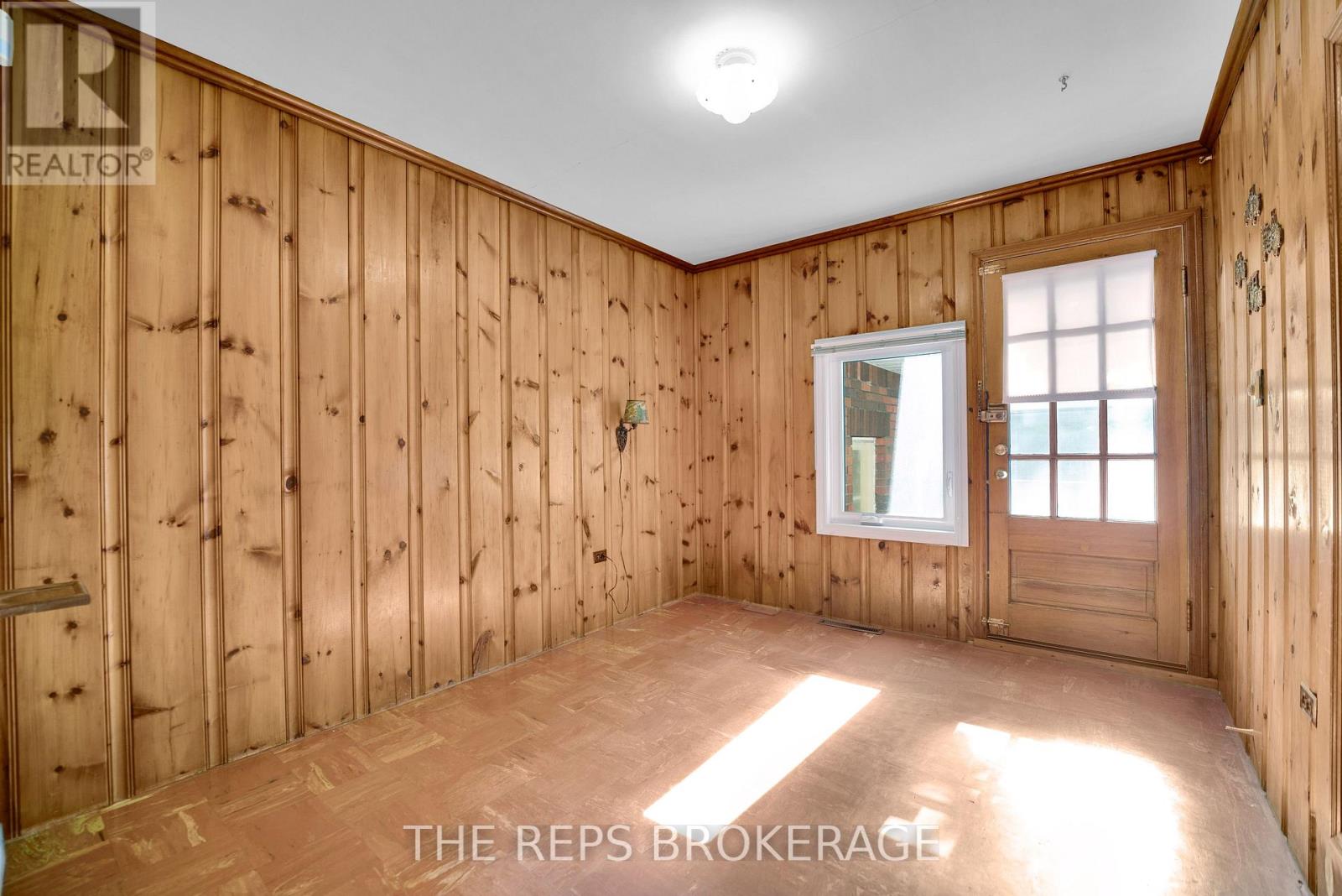 301 Knox Crescent, Ottawa, Ontario  K1G 0K9 - Photo 17 - X13492730