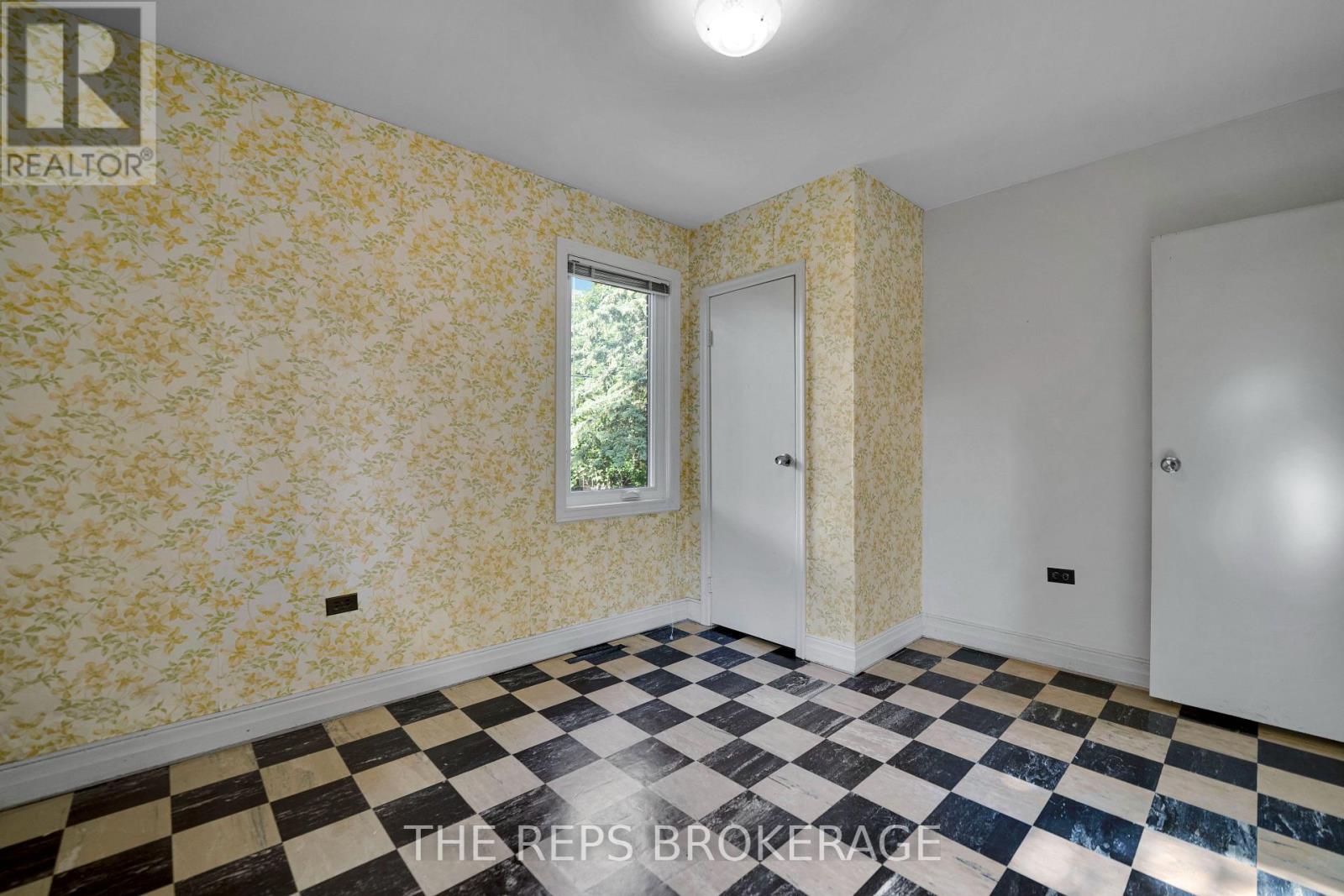 301 Knox Crescent, Ottawa, Ontario  K1G 0K9 - Photo 24 - X13492730