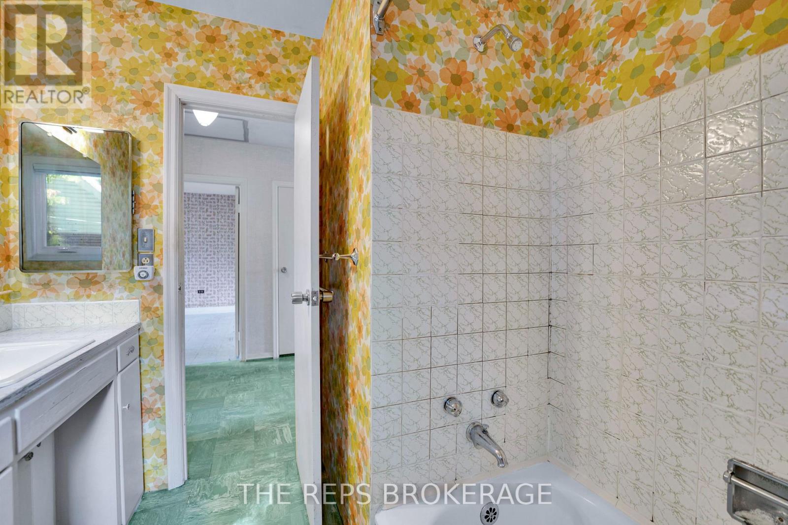 301 Knox Crescent, Ottawa, Ontario  K1G 0K9 - Photo 26 - X13492730