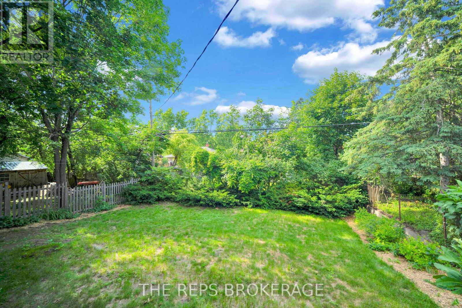 301 Knox Crescent, Ottawa, Ontario  K1G 0K9 - Photo 35 - X13492730