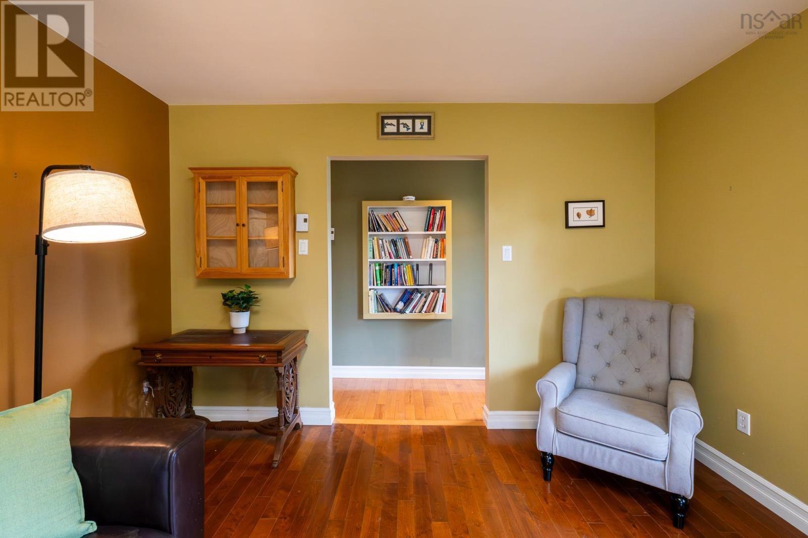 26 Lavinia Street, Kentville, Nova Scotia  B4N 1V7 - Photo 8 - 202615731