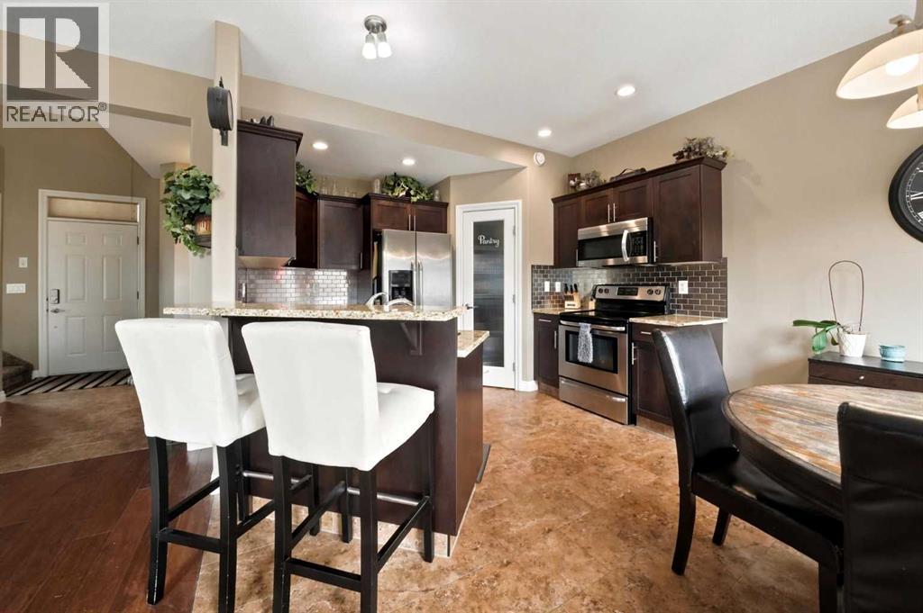133 Portway Close, Blackfalds, Alberta  T4M 0G8 - Photo 3 - A2321846