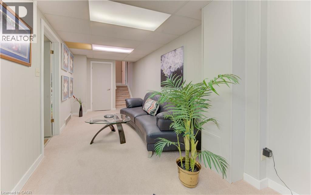 225 Benjamin Road Unit# 61, Waterloo, Ontario  N2V 1Z3 - Photo 30 - 40810369