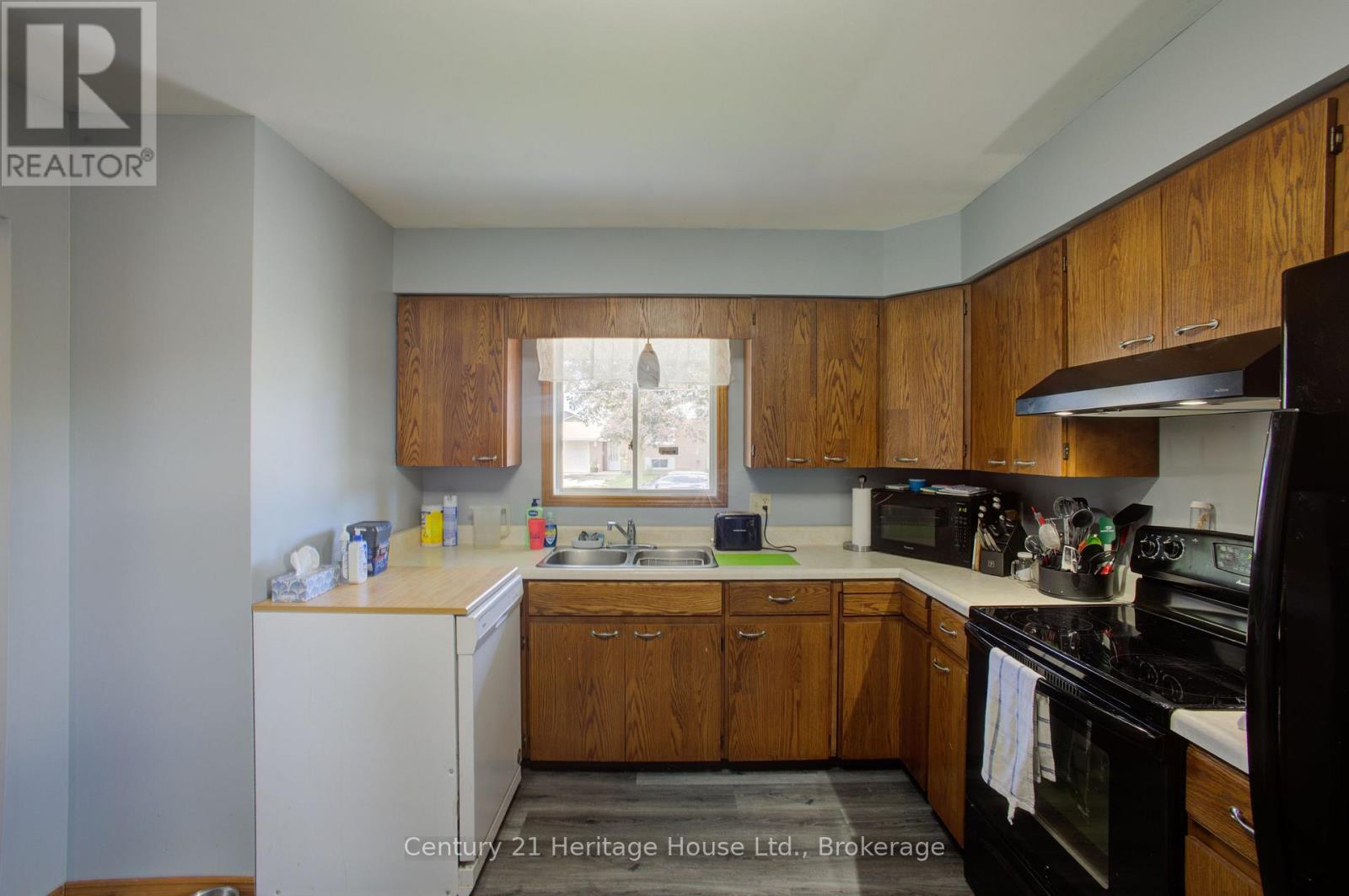 202 15th Avenue, Hanover, Ontario  N4N 3L4 - Photo 11 - X13492640