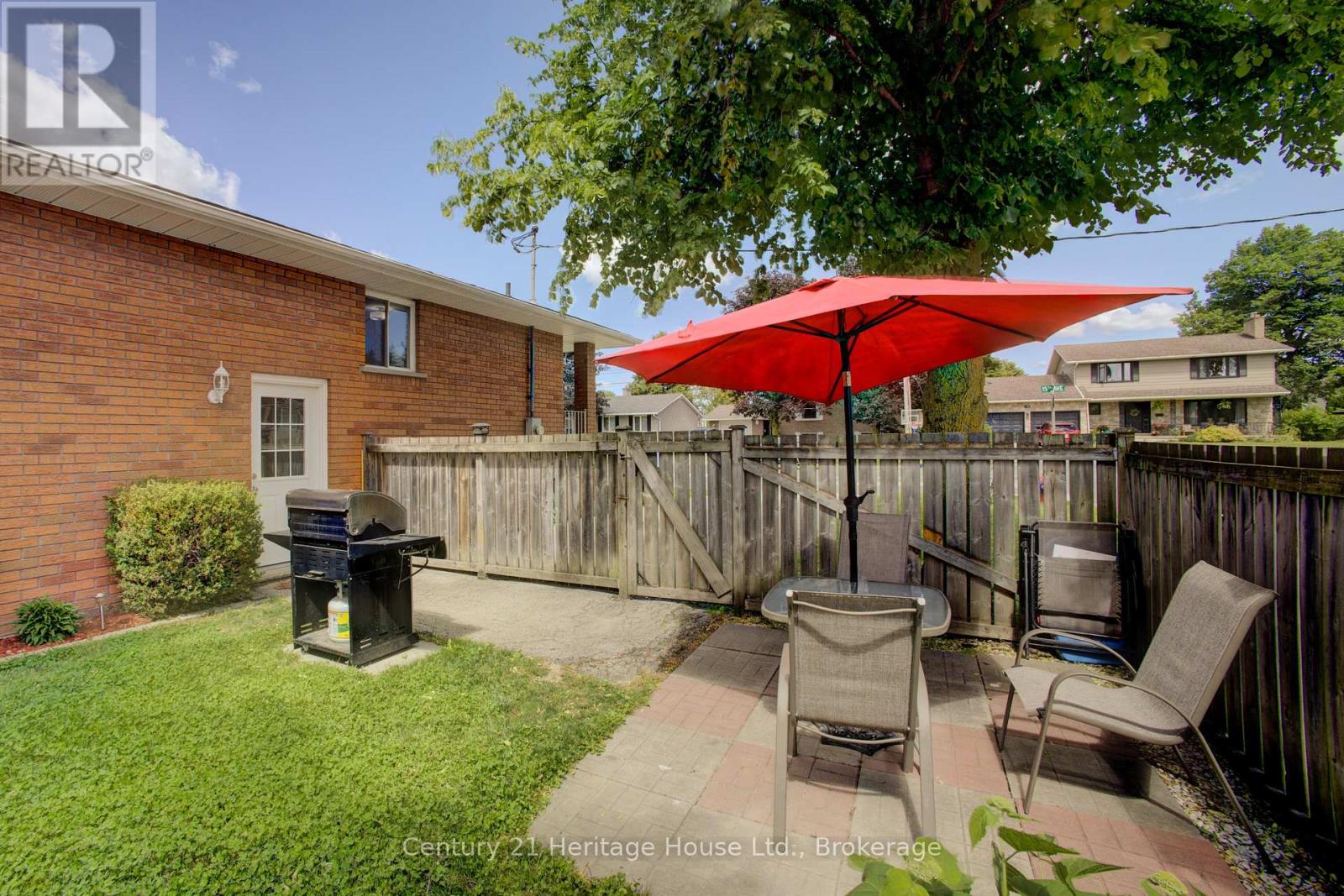202 15th Avenue, Hanover, Ontario  N4N 3L4 - Photo 32 - X13492640