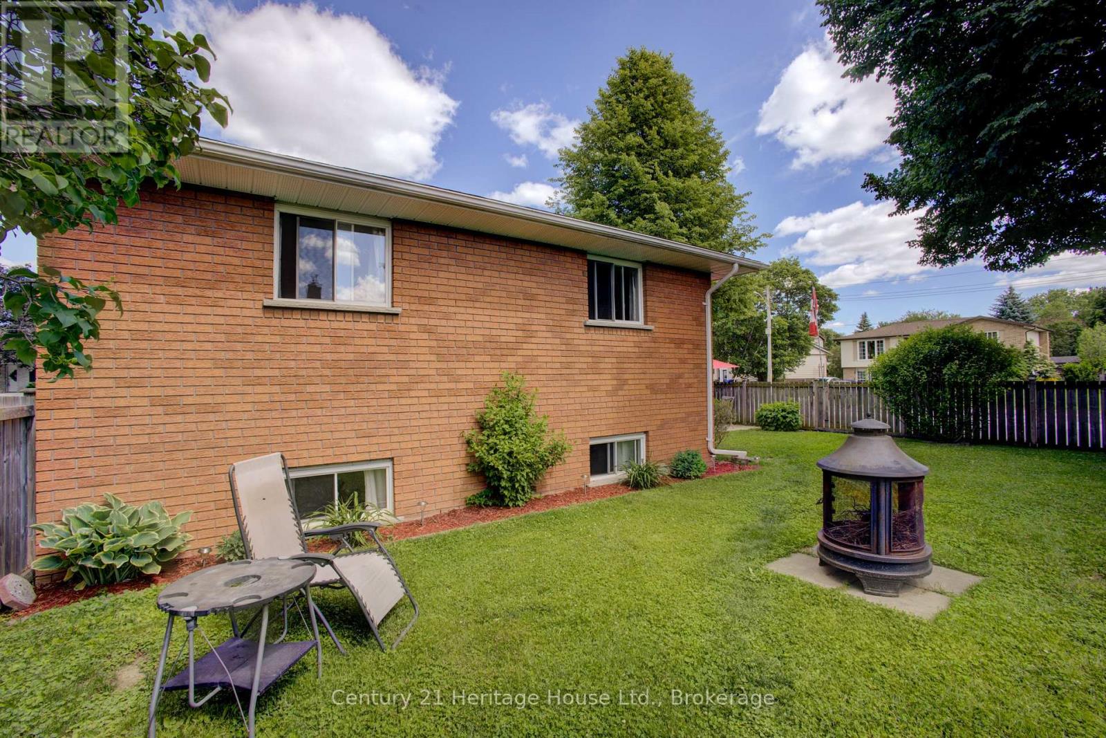 202 15th Avenue, Hanover, Ontario  N4N 3L4 - Photo 36 - X13492640