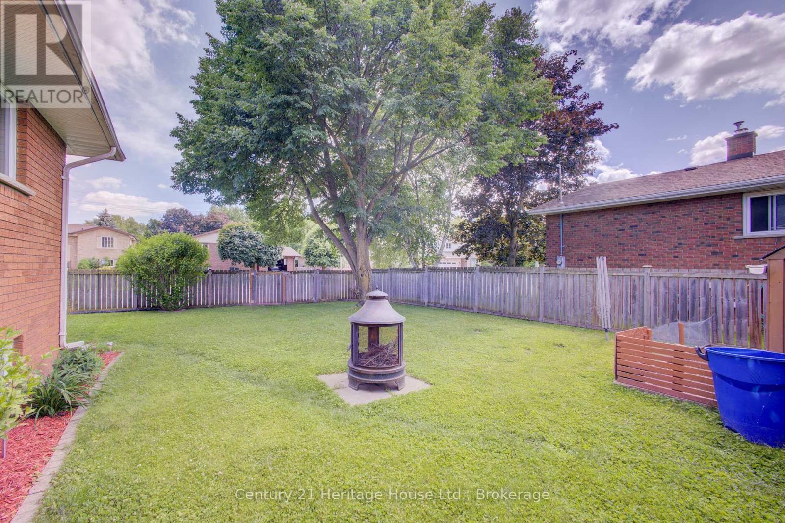 202 15th Avenue, Hanover, Ontario  N4N 3L4 - Photo 37 - X13492640