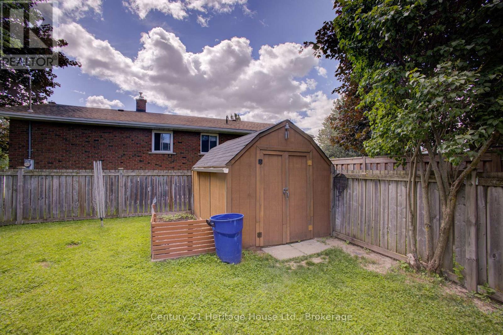 202 15th Avenue, Hanover, Ontario  N4N 3L4 - Photo 38 - X13492640