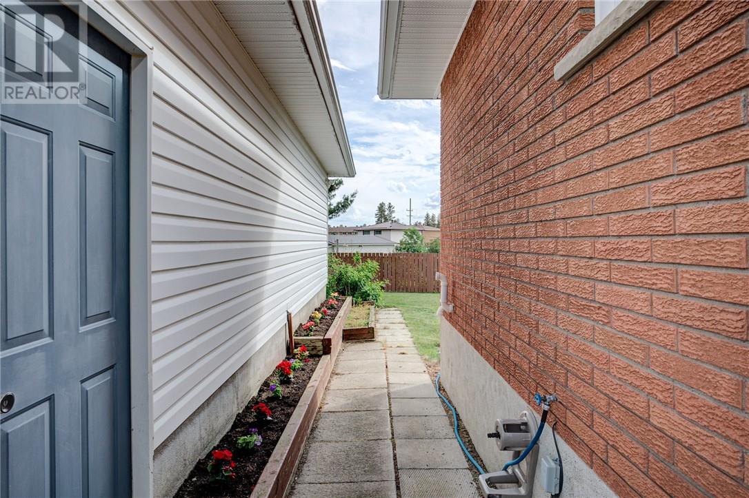 10 Maple Boulevard, Capreol, Ontario  P0M 1H0 - Photo 27 - 2128839