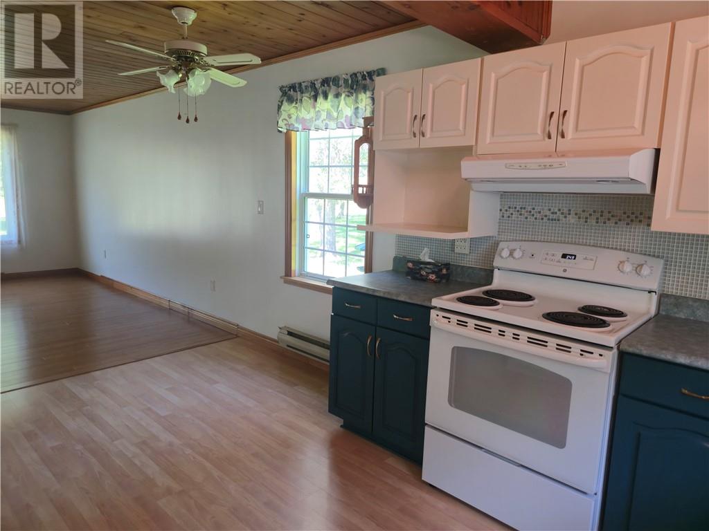15833 Hwy 540, Evansville, Ontario  P0P 1E0 - Photo 12 - 2128663