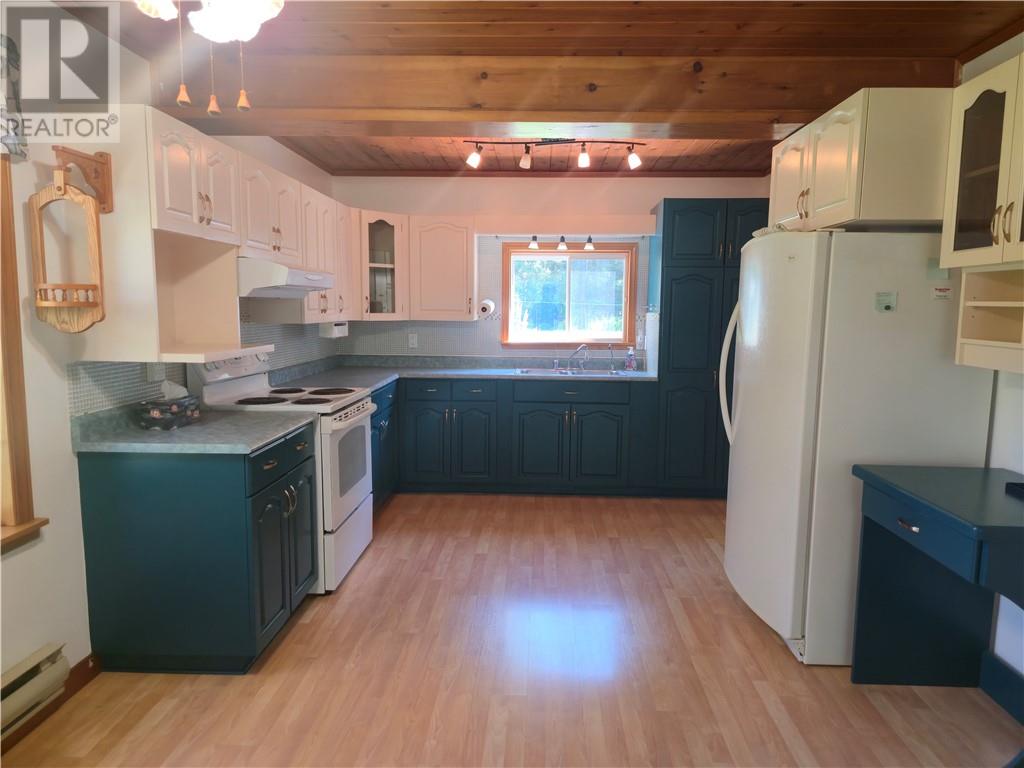 15833 Hwy 540, Evansville, Ontario  P0P 1E0 - Photo 14 - 2128663