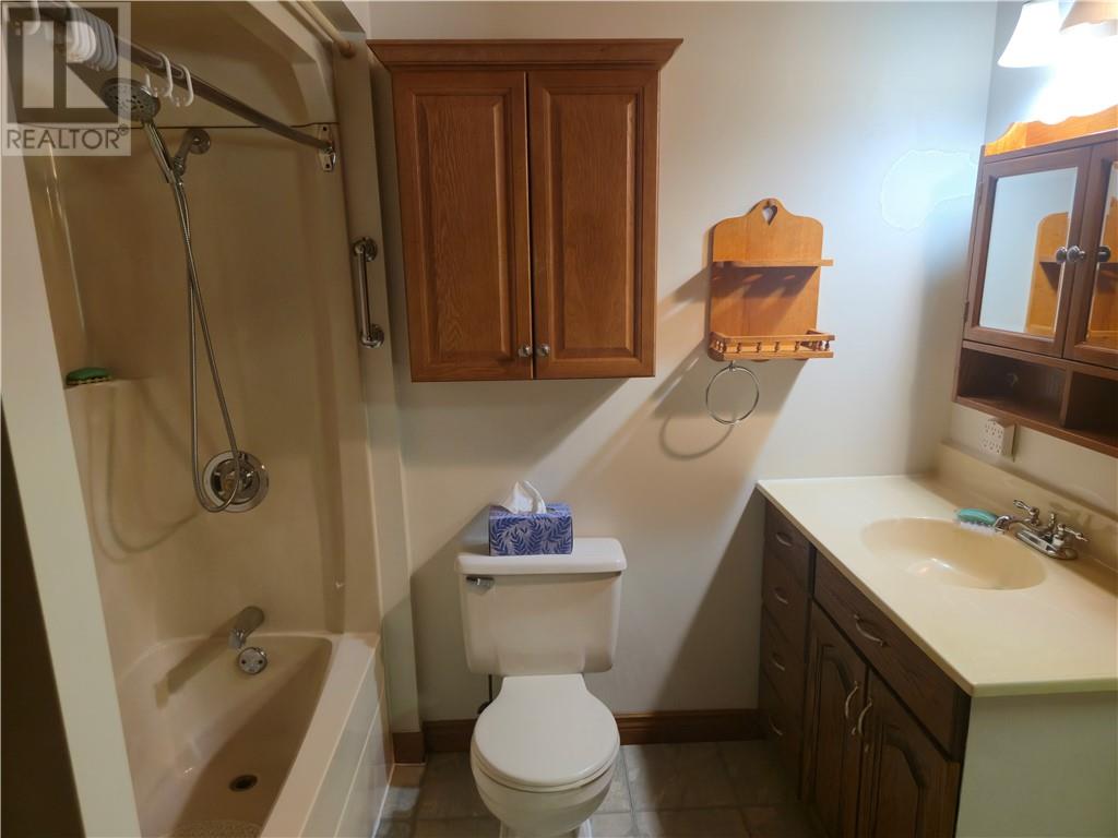 15833 Hwy 540, Evansville, Ontario  P0P 1E0 - Photo 21 - 2128663