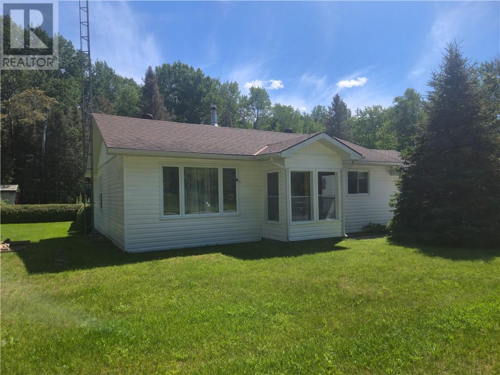 15833 Hwy 540, Evansville, Ontario  P0P 1E0 - Photo 3 - 2128663