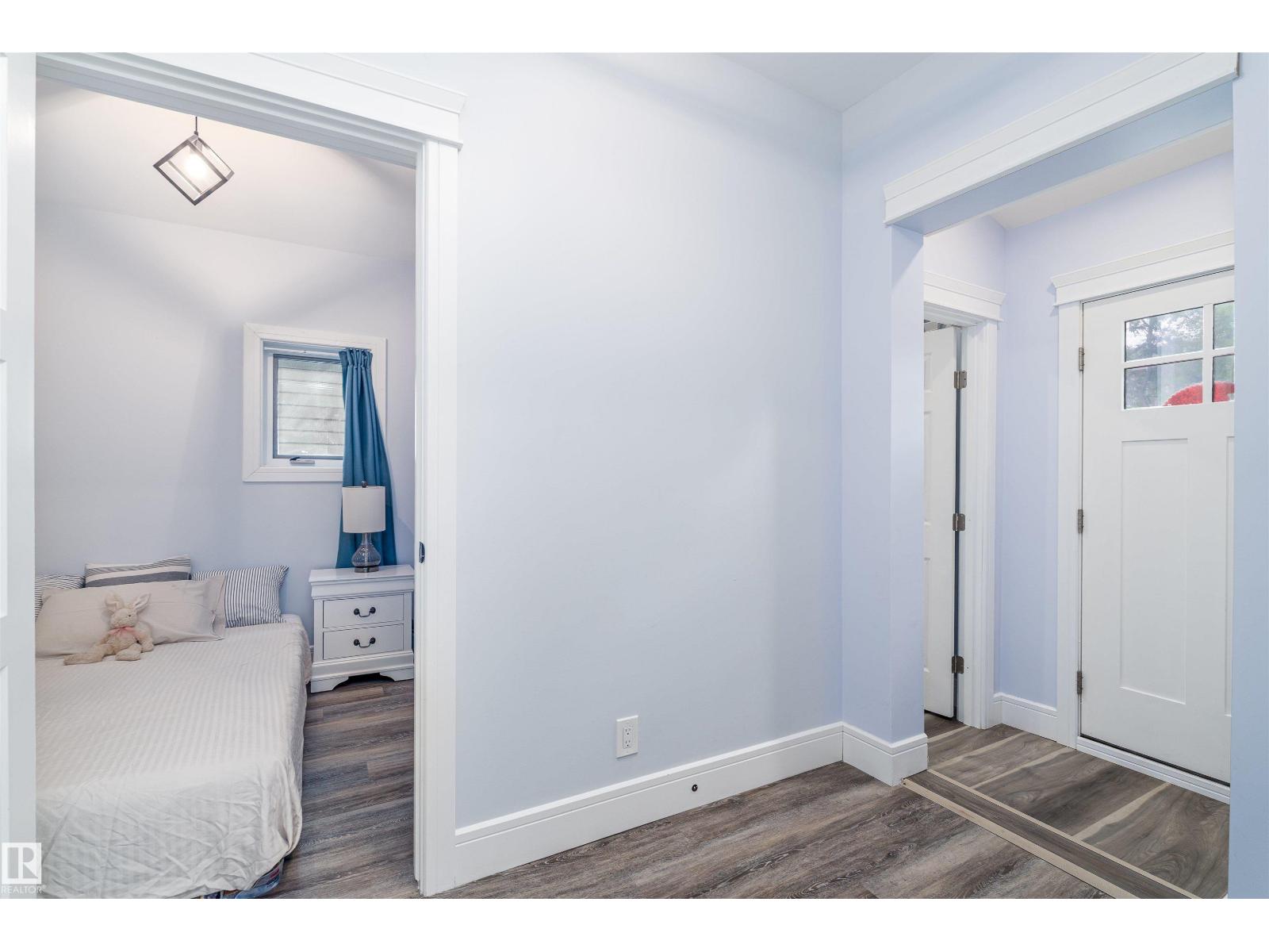 10934 80 Av NW, Edmonton, Alberta  T6G 0R1 - Photo 4 - E4495794