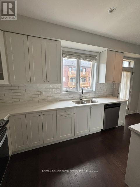 31 Douet Lane, Ajax, Ontario  L1Z 0V4 - Photo 6 - E13492720