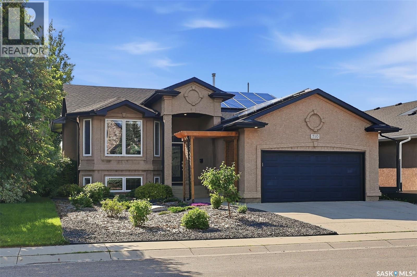 710 Wright Crescent, Saskatoon, Saskatchewan  S7N 4T7 - Photo 2 - SK040341