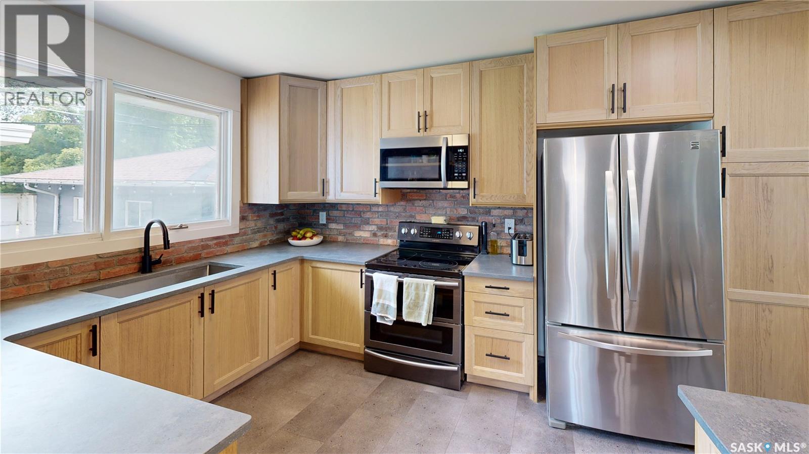 1912 Grant Drive, Regina, Saskatchewan  S4S 4V6 - Photo 15 - SK040691