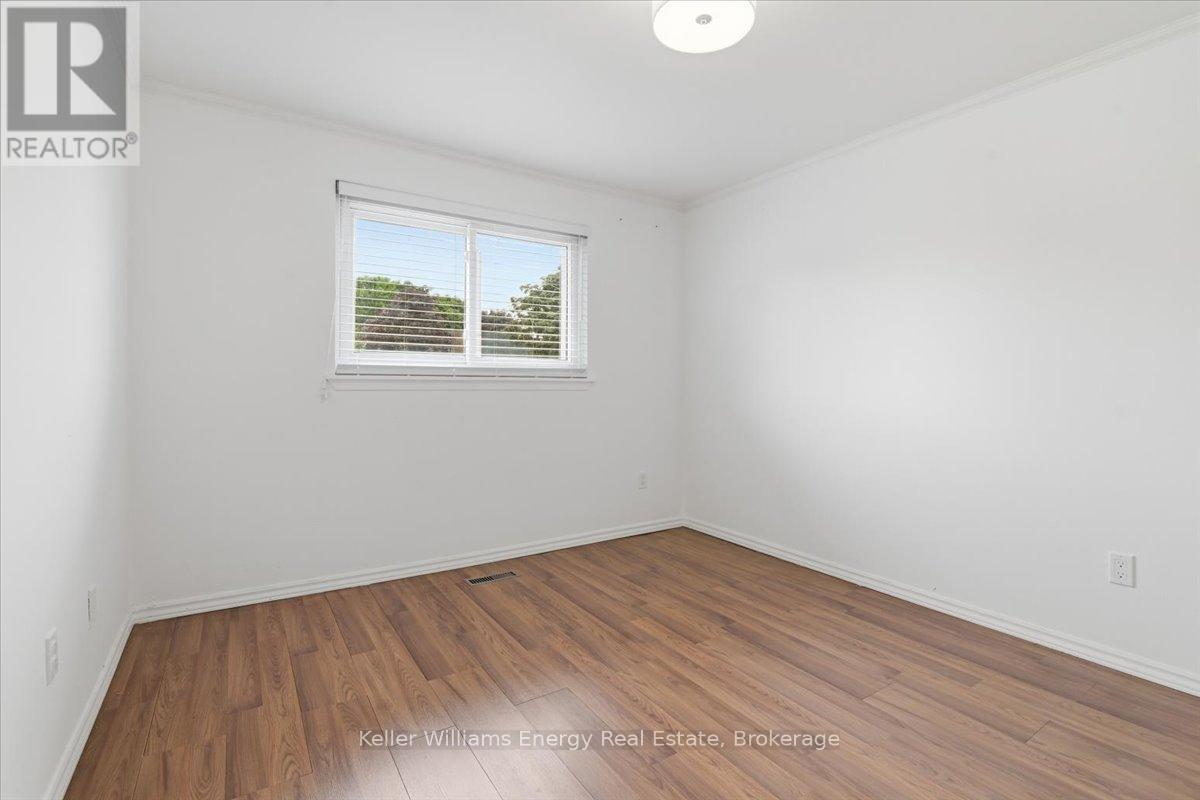 406 Vega Street, Oshawa, Ontario  L1K 1E6 - Photo 16 - E13490294