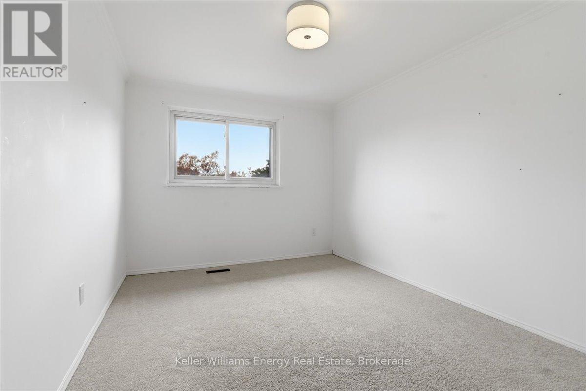 406 Vega Street, Oshawa, Ontario  L1K 1E6 - Photo 18 - E13490294