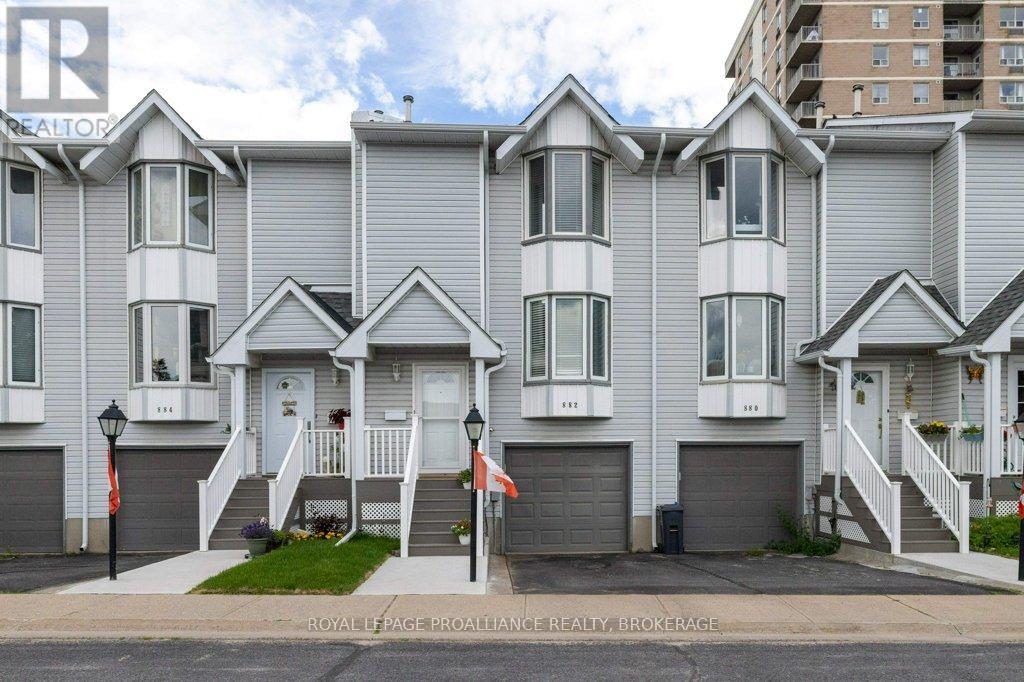 882 WINCHESTER LANE, Kingston, Ontario