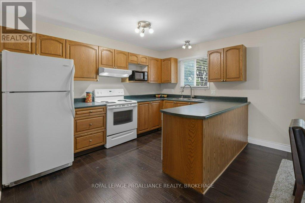 882 Winchester Lane, Kingston, Ontario  K7P 2S6 - Photo 11 - X13492756