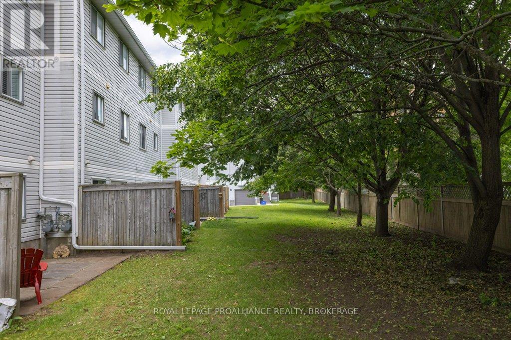 882 Winchester Lane, Kingston, Ontario  K7P 2S6 - Photo 34 - X13492756