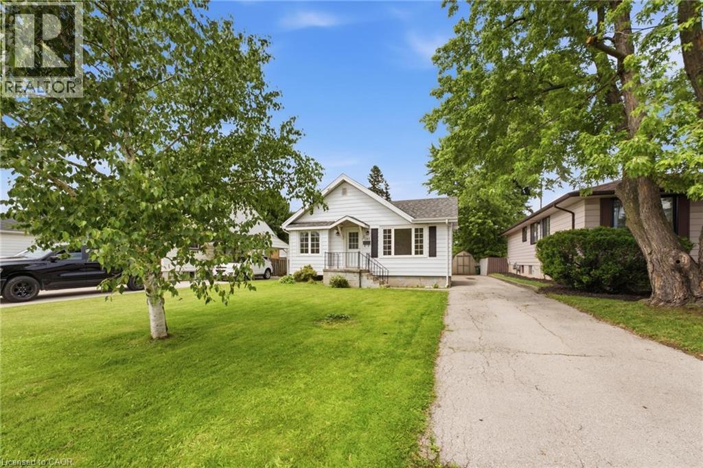 185 Cedardale Avenue, Stoney Creek, Ontario  L8E 1R4 - Photo 2 - 40843252
