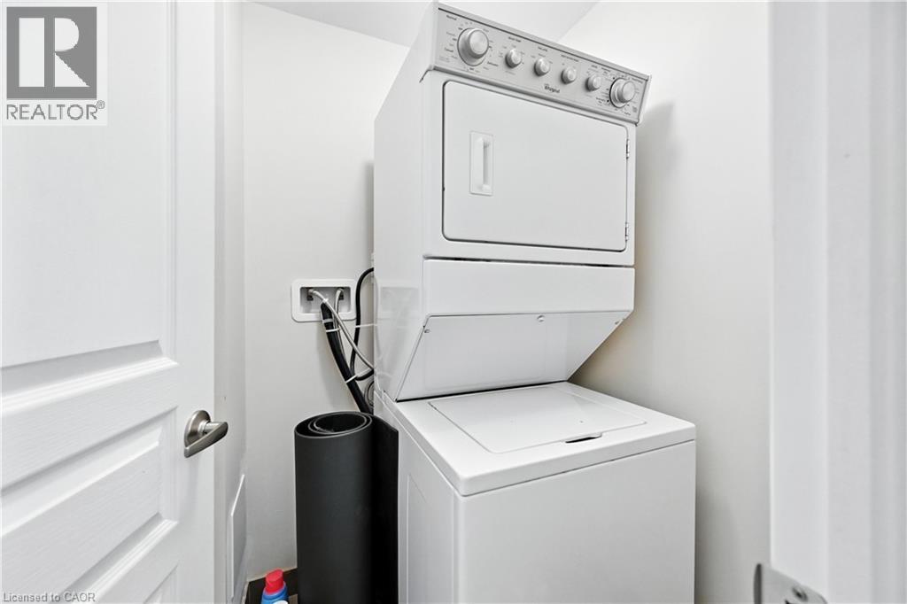 5016 Desantis Drive, Beamsville, Ontario  L0R 1B2 - Photo 7 - 40843042