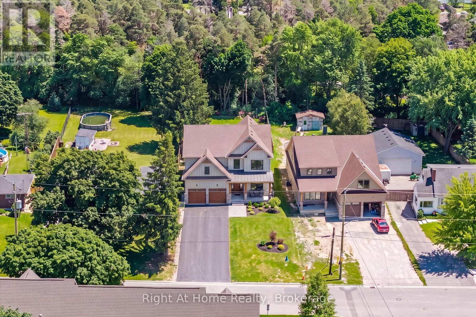 21 Eastwood Avenue N, Oshawa, Ontario  L1G 3Y5 - Photo 5 - E13493020