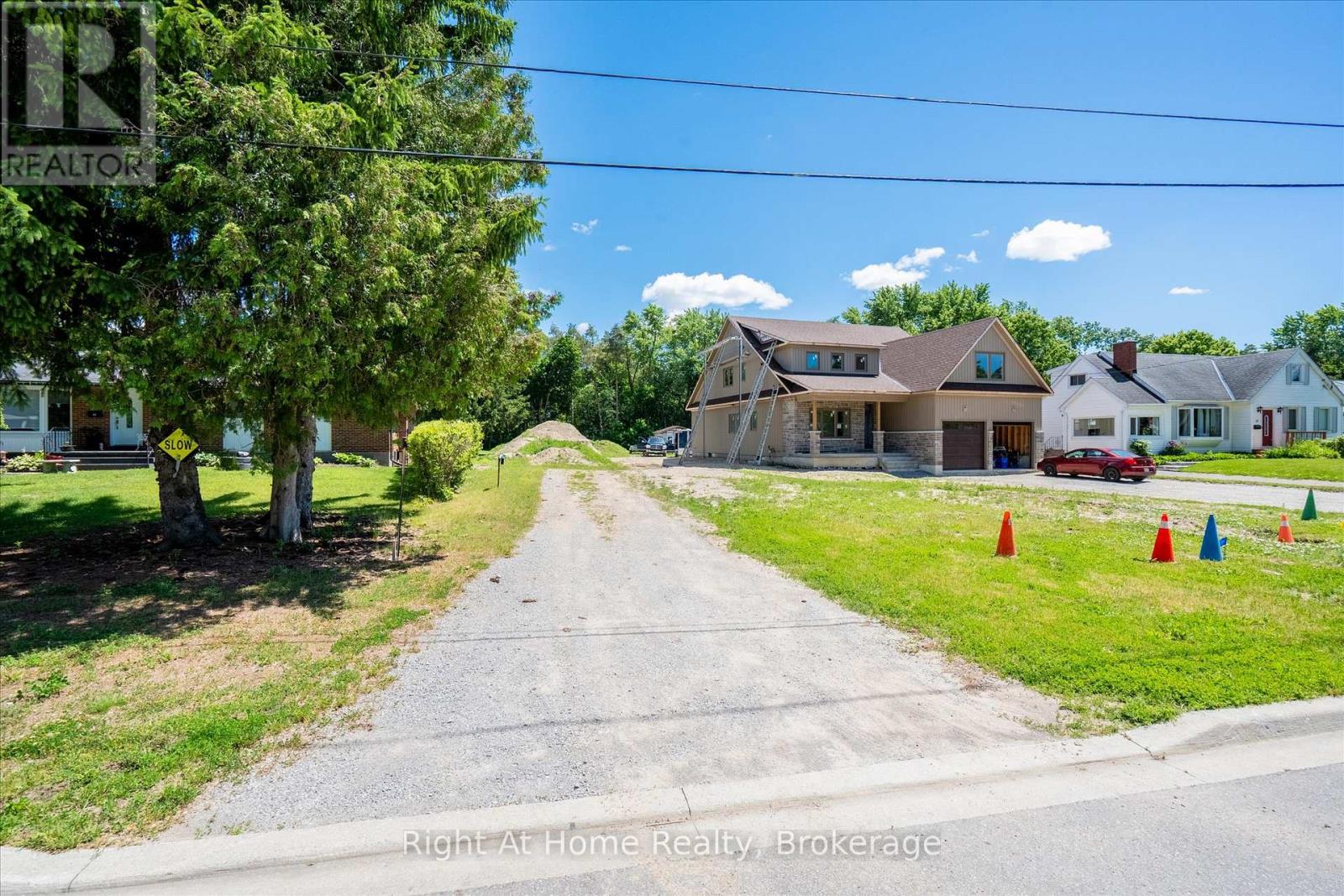 21 Eastwood Avenue N, Oshawa, Ontario  L1G 3Y5 - Photo 6 - E13493020