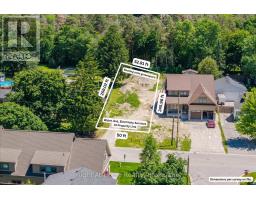 21 EASTWOOD AVENUE N, Oshawa, Ontario