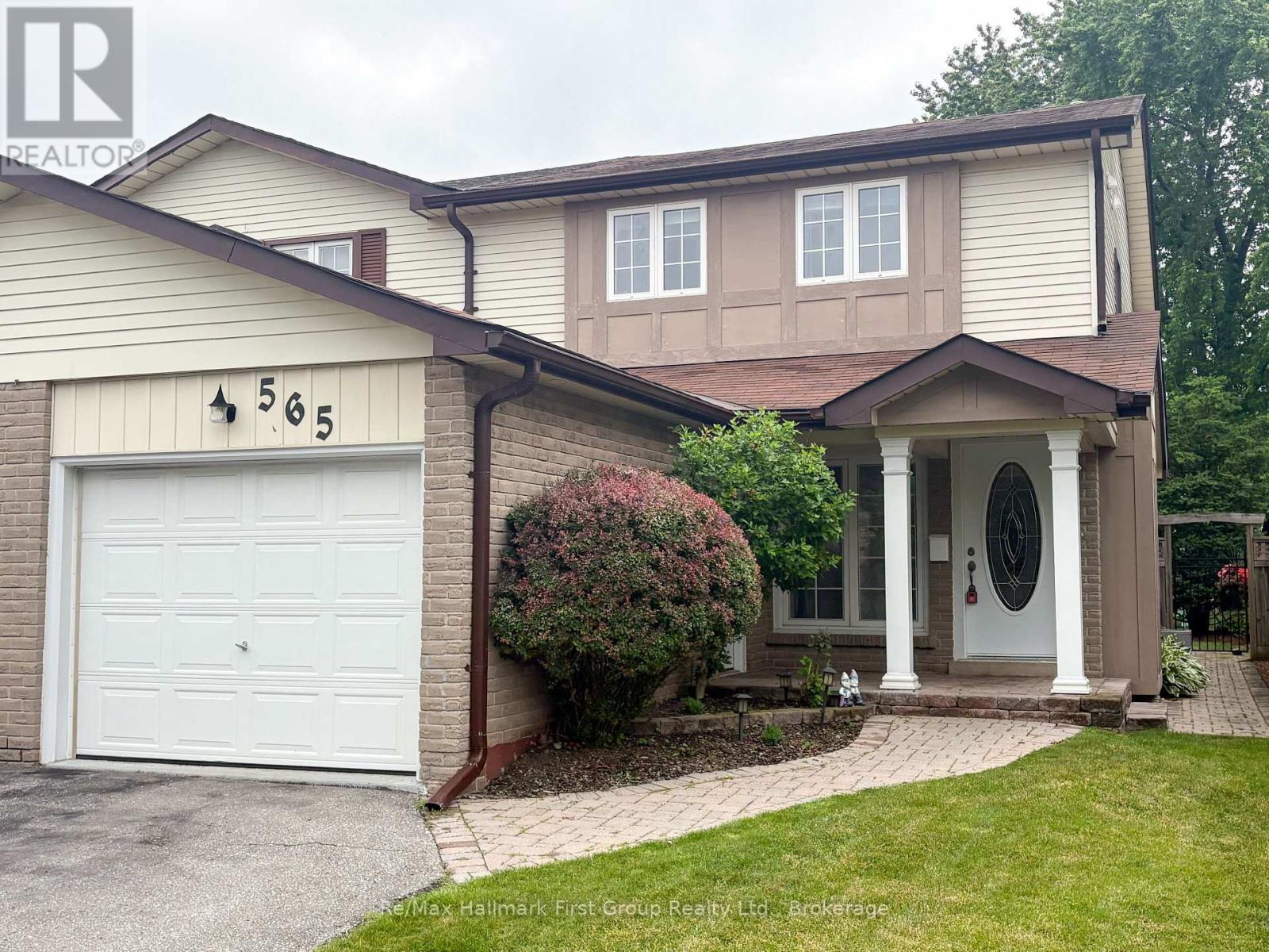 565 BIRKDALE STREET, Oshawa, Ontario