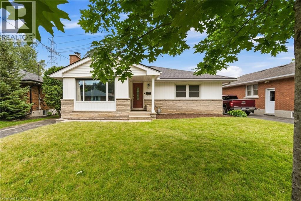 20 Shirley Street, Dundas, Ontario  L9H 4S3 - Photo 1 - 40804121