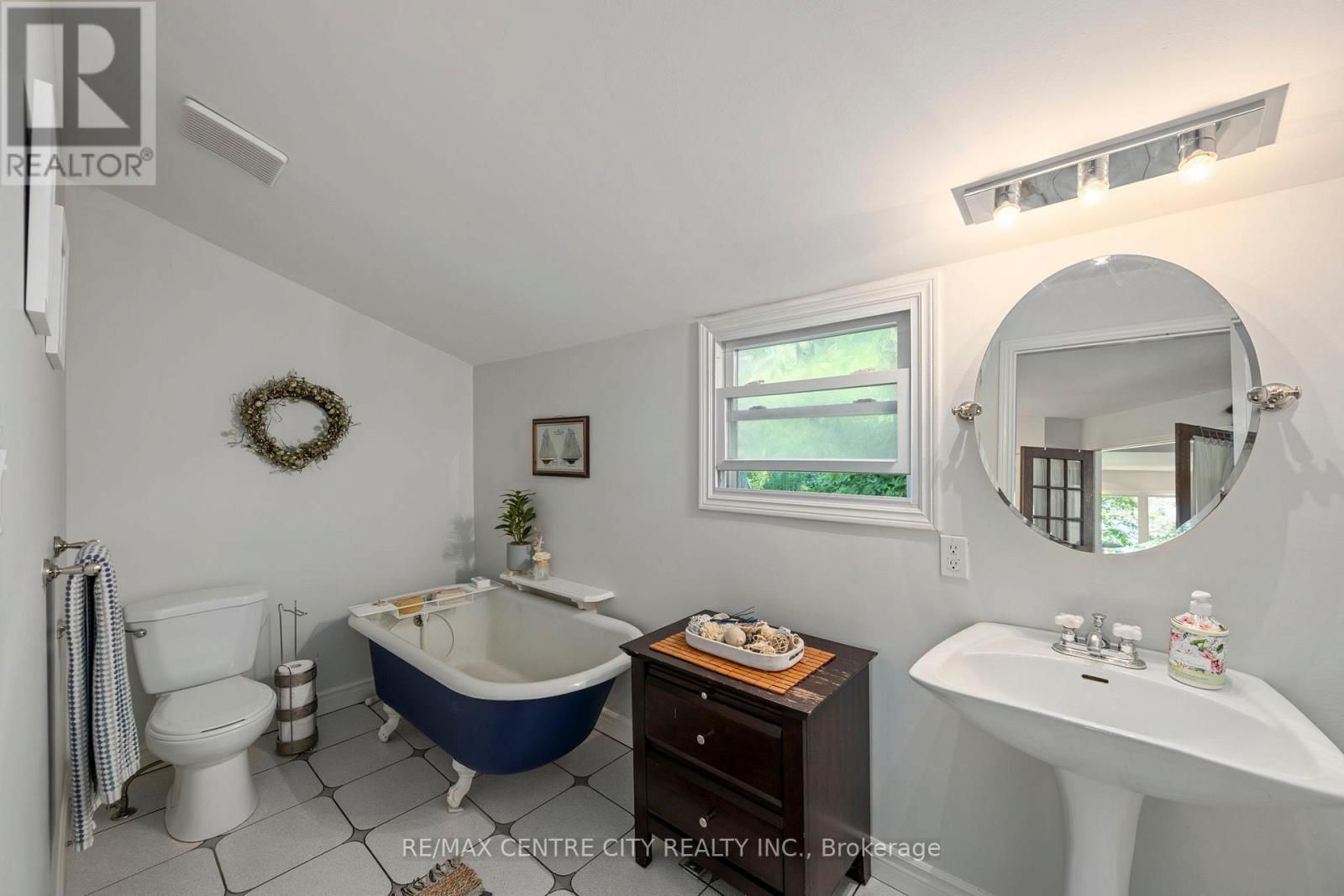 547 Edith Cavell Boulevard, Central Elgin, Ontario  N5L 1G8 - Photo 20 - X13492768