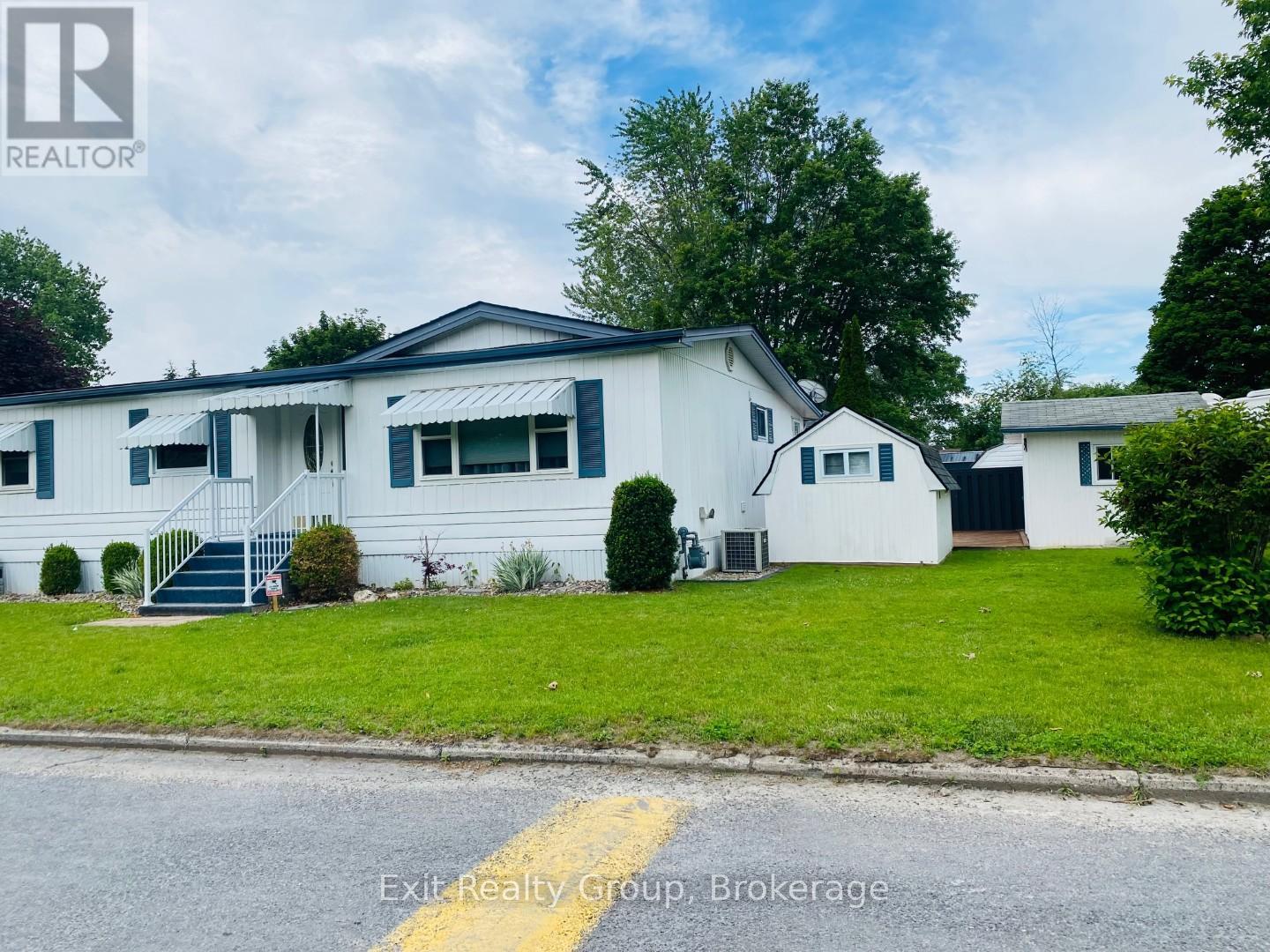 4 Oriole Lane, Quinte West, Ontario  K8N 4Z3 - Photo 2 - X13492828