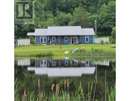 704 LAKEVIEW ROAD, Bancroft, Ontario