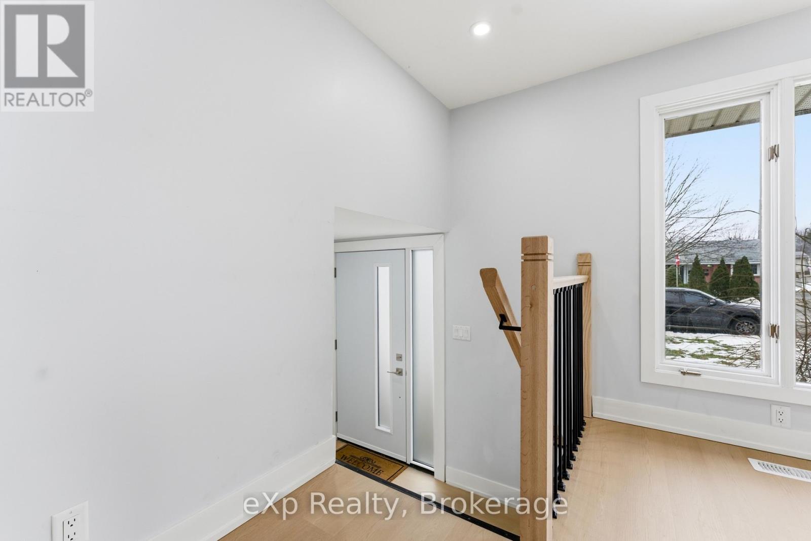 19 Alfred Drive, Belleville, Ontario  K8N 4M6 - Photo 3 - X13493146