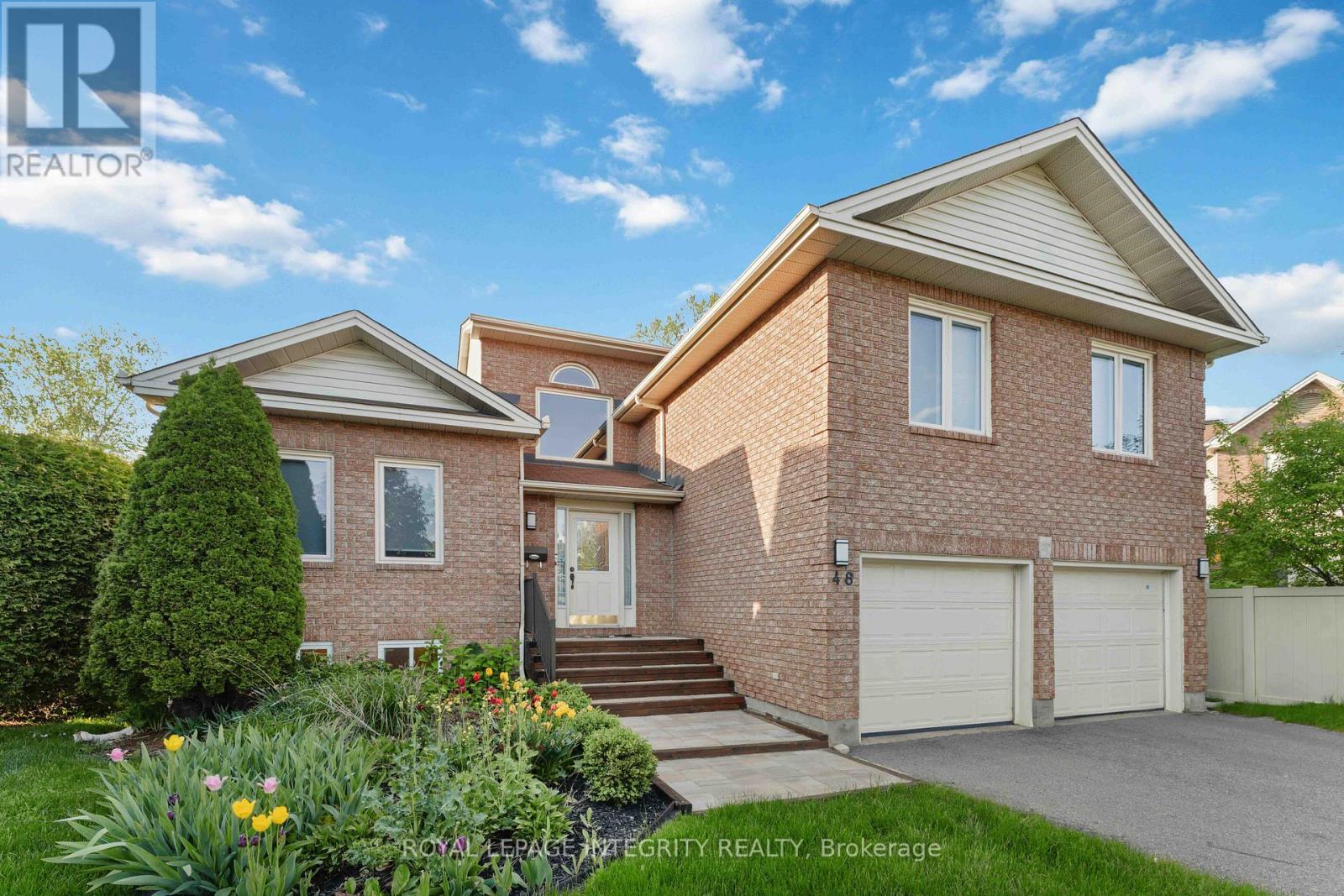 48 Depper Place, Ottawa, Ontario  K1T 3L4 - Photo 2 - X13492798