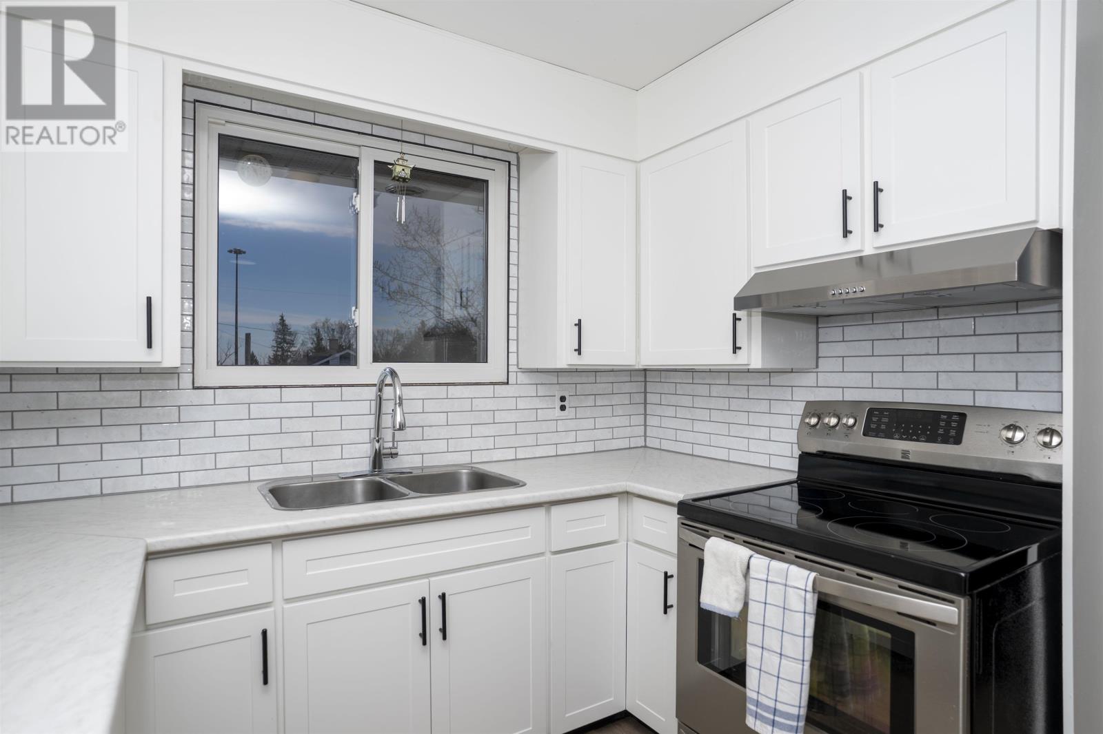 435 Dublin Ave, Thunder Bay, Ontario  P7B 5A1 - Photo 13 - TB2601299