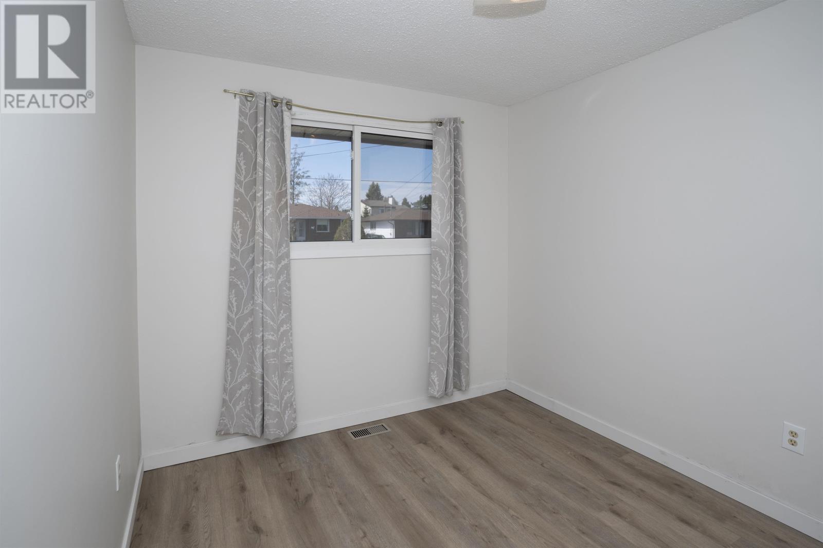 435 Dublin Ave, Thunder Bay, Ontario  P7B 5A1 - Photo 21 - TB2601299