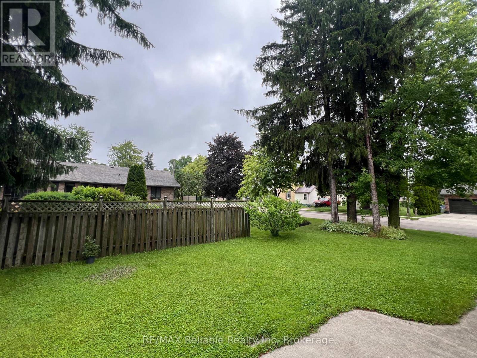 31 Cobourg Street, West Perth, Ontario  N0K 1N0 - Photo 48 - X12924938
