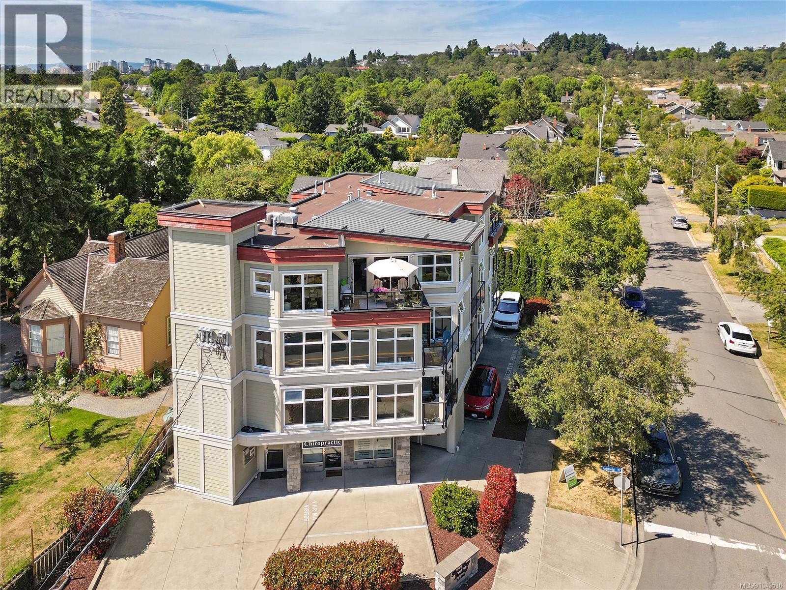 401 1494 Fairfield Rd, Victoria, British Columbia  V8S 1E8 - Photo 44 - 1040536