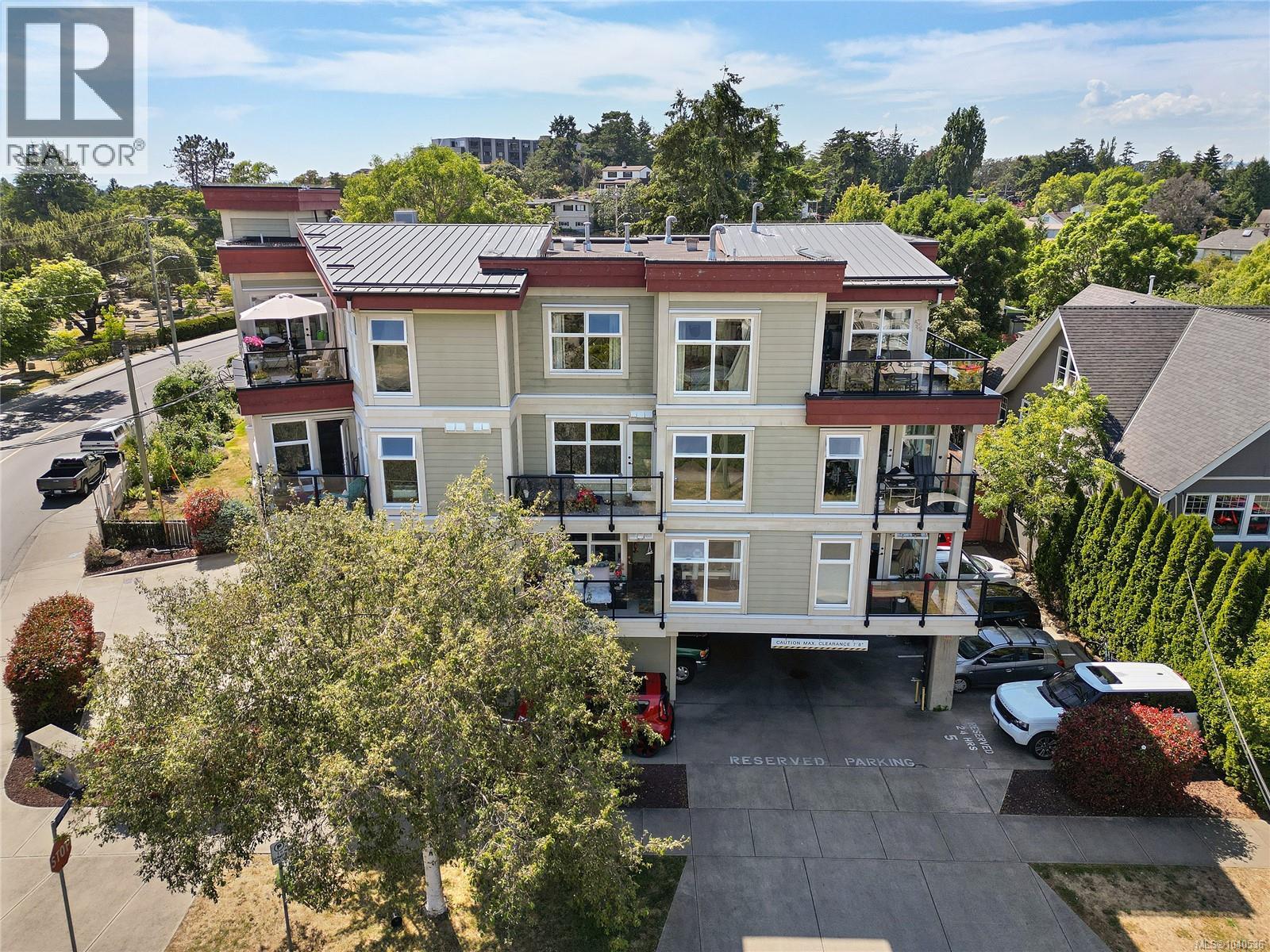 401 1494 Fairfield Rd, Victoria, British Columbia  V8S 1E8 - Photo 47 - 1040536