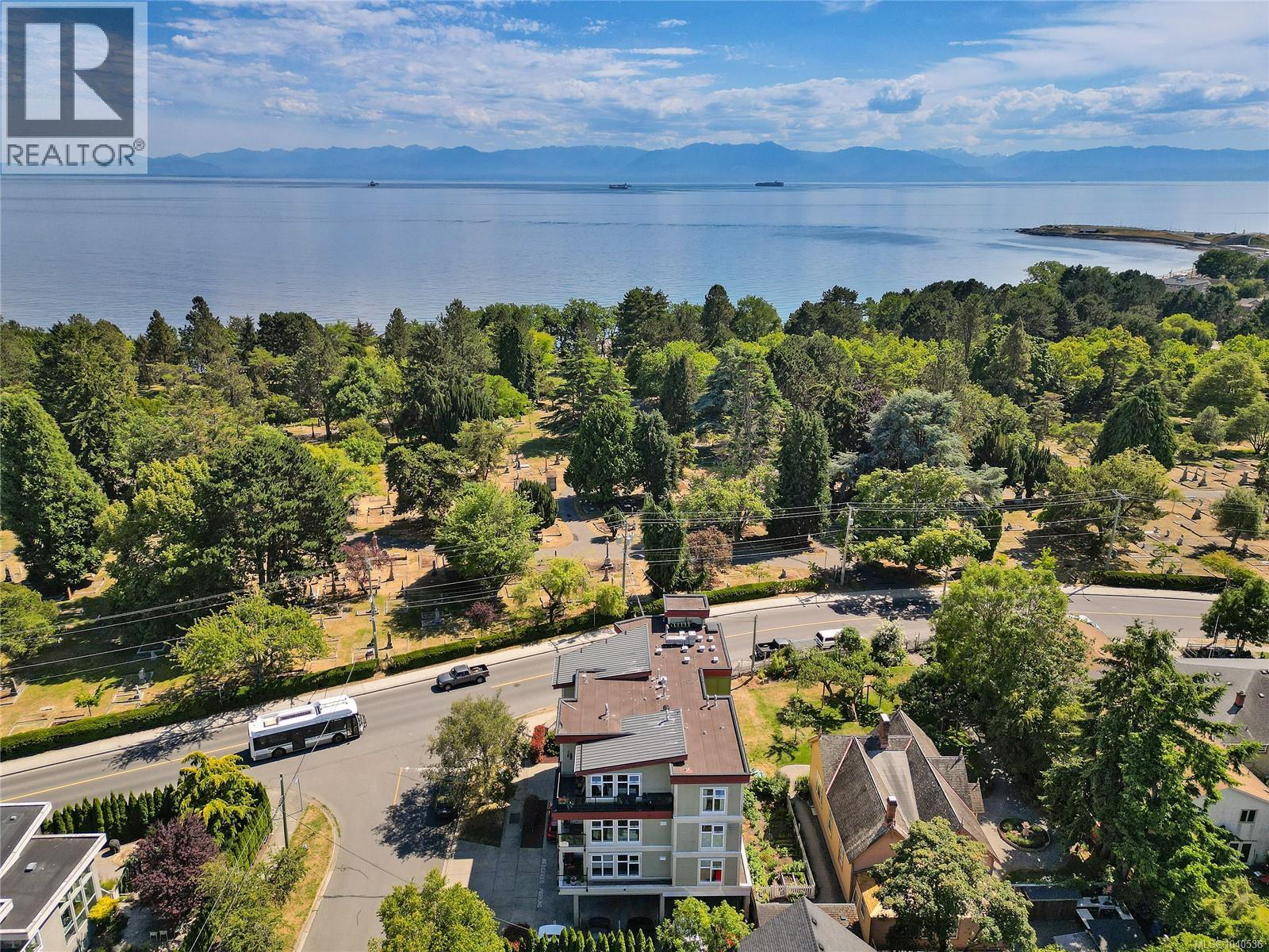 401 1494 Fairfield Rd, Victoria, British Columbia  V8S 1E8 - Photo 53 - 1040536