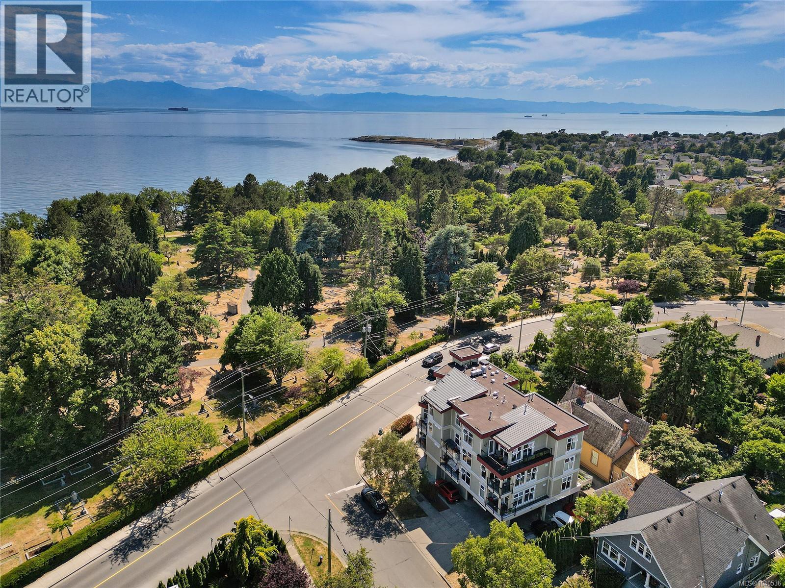 401 1494 Fairfield Rd, Victoria, British Columbia  V8S 1E8 - Photo 54 - 1040536