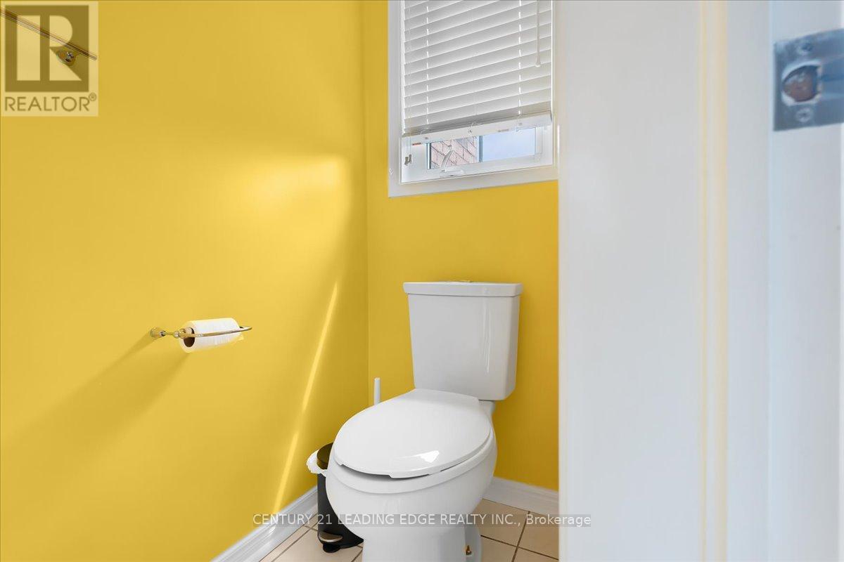 46 Georgina Gate, Toronto, Ontario  M1L 4T9 - Photo 12 - E13492710
