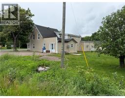 707 Boulevard St-Pierre Ouest, Caraquet, New Brunswick