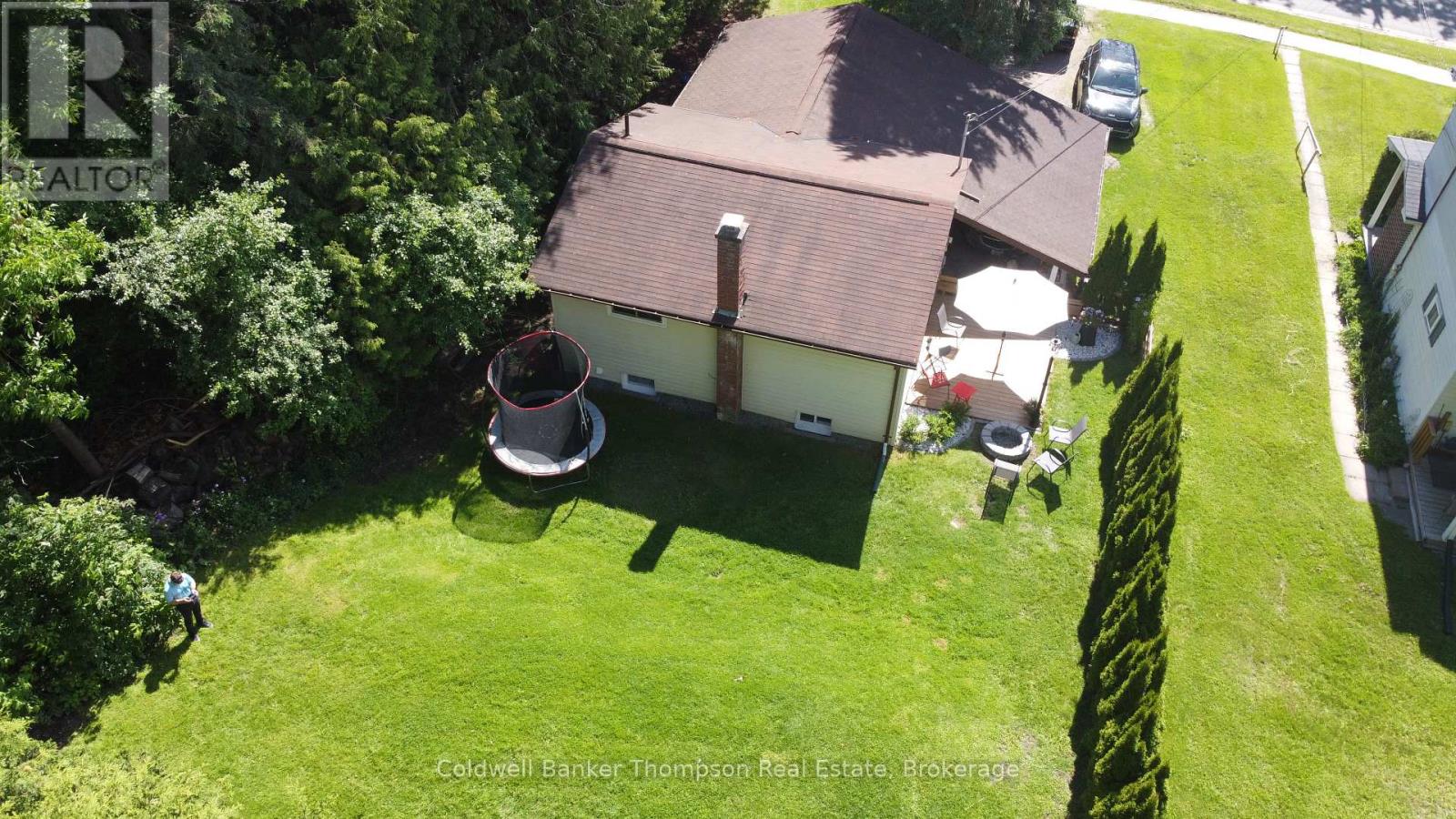 24 Centre Street N, Huntsville, Ontario  P1H 1X4 - Photo 40 - X13492948